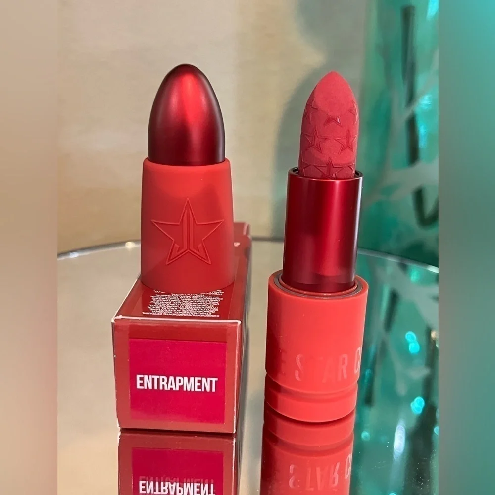 Jeffree Star Velvet Trap lipstick in color Entrapment. New!